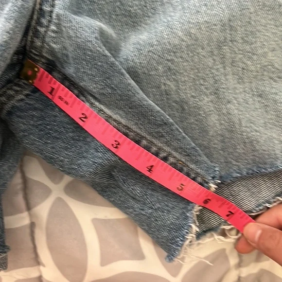 EVERLANE The relaxed Denim Short. Size 28 - Picture 8 of 11